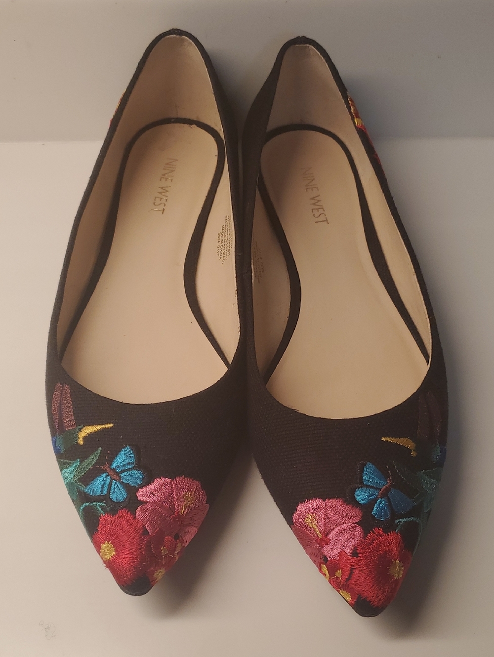 Nine West Black Pointed-Toe Flats with Multicolor Floral Embroidery
